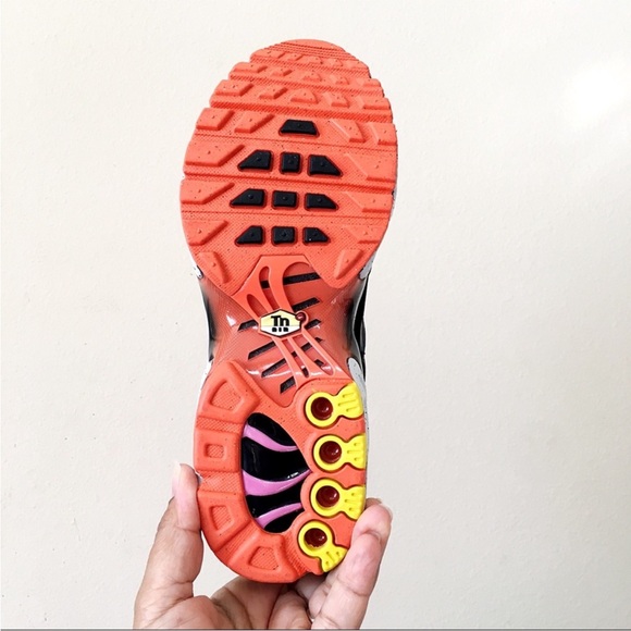 Nike Air Max Plus - Picture 7 of 7